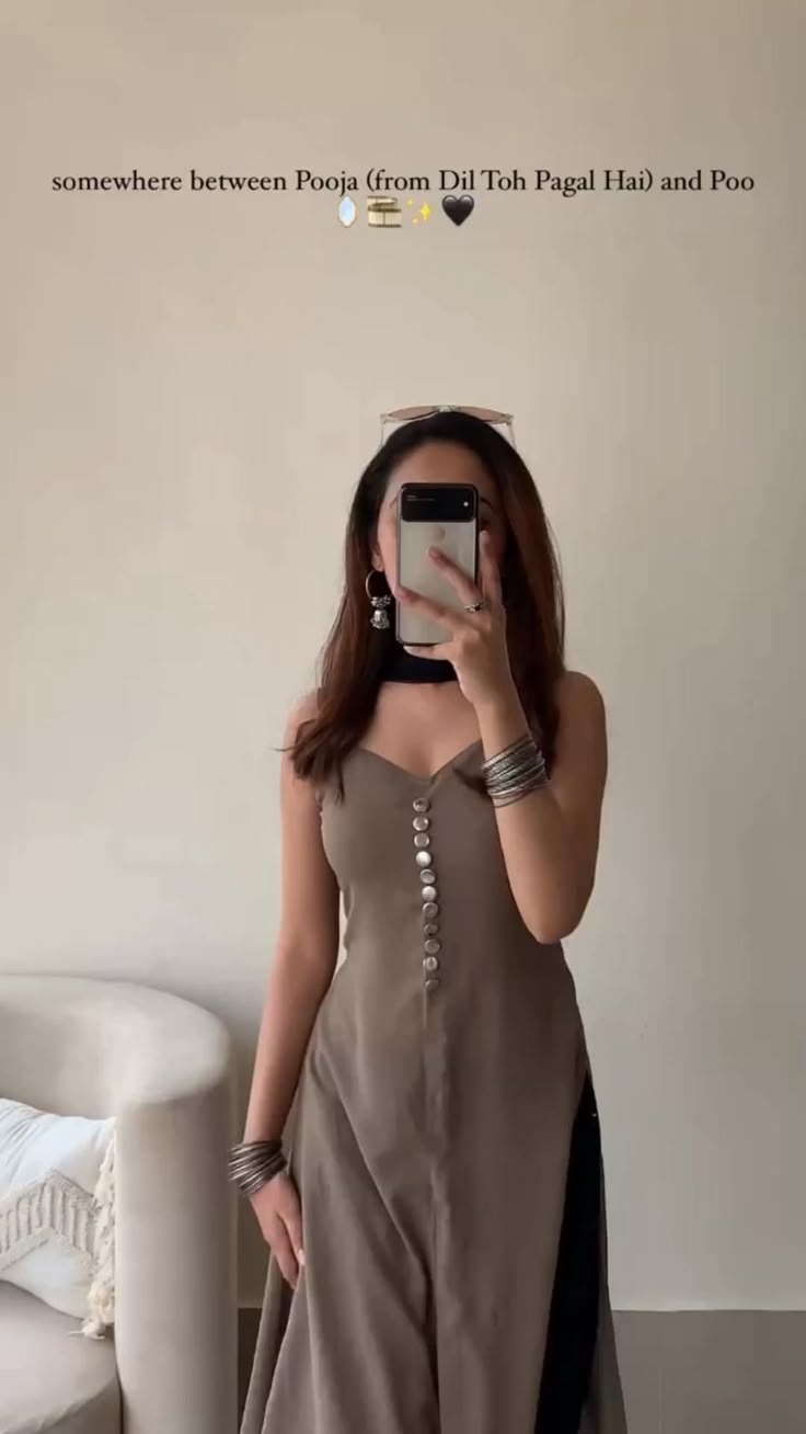 Beautiful Girl in Traditional Saree